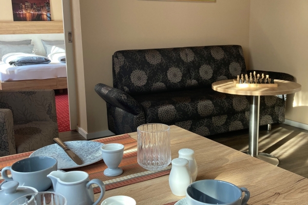 Hotel KonradP (Holzkirchen)